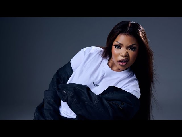 Babalwa M , Kelvin Momo & Omit ST , DJ Veek - Smakade (Kxlly Rsa Remix) Babalwa M , Kelvin Momo & Omit ST , DJ Veek - Smakade (Kxlly Rsa Remix)